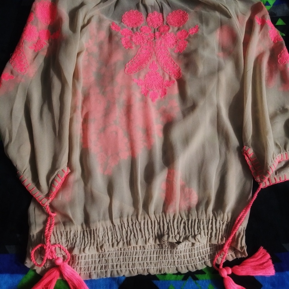 Mesh Top - Picture 2 of 2